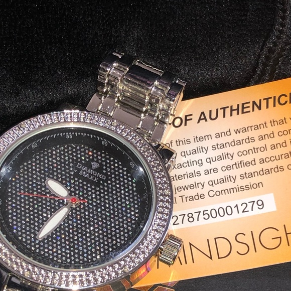 REAL DIAMOND watch! Comes w/ authenticity card WOW - Picture 8 of 9